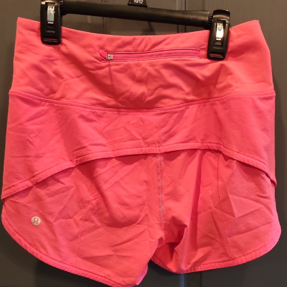 lululemon athletica Women's Speed Up Pink Shorts 3.5" Inseam. Size 4.